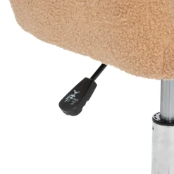 Pegane Chaise De Bureau En Tissu Beige à Bouclettes Avec Pieds En Métal - L... -Magasin Joss & Main chaise de bureau en tissu beige a bouclettes avec pieds en metal longueur 58 x profondeur 55 x hauteur 86 cm 14087486 39178856 1140x1140