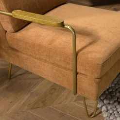 MACABANE Fauteuil Lounge Tissu Orange Métal Doré Accoudoirs Bois -Magasin Joss & Main fauteuil lounge tissu orange metal dore accoudoirs bois 3357754 6183246 46 1140x1140