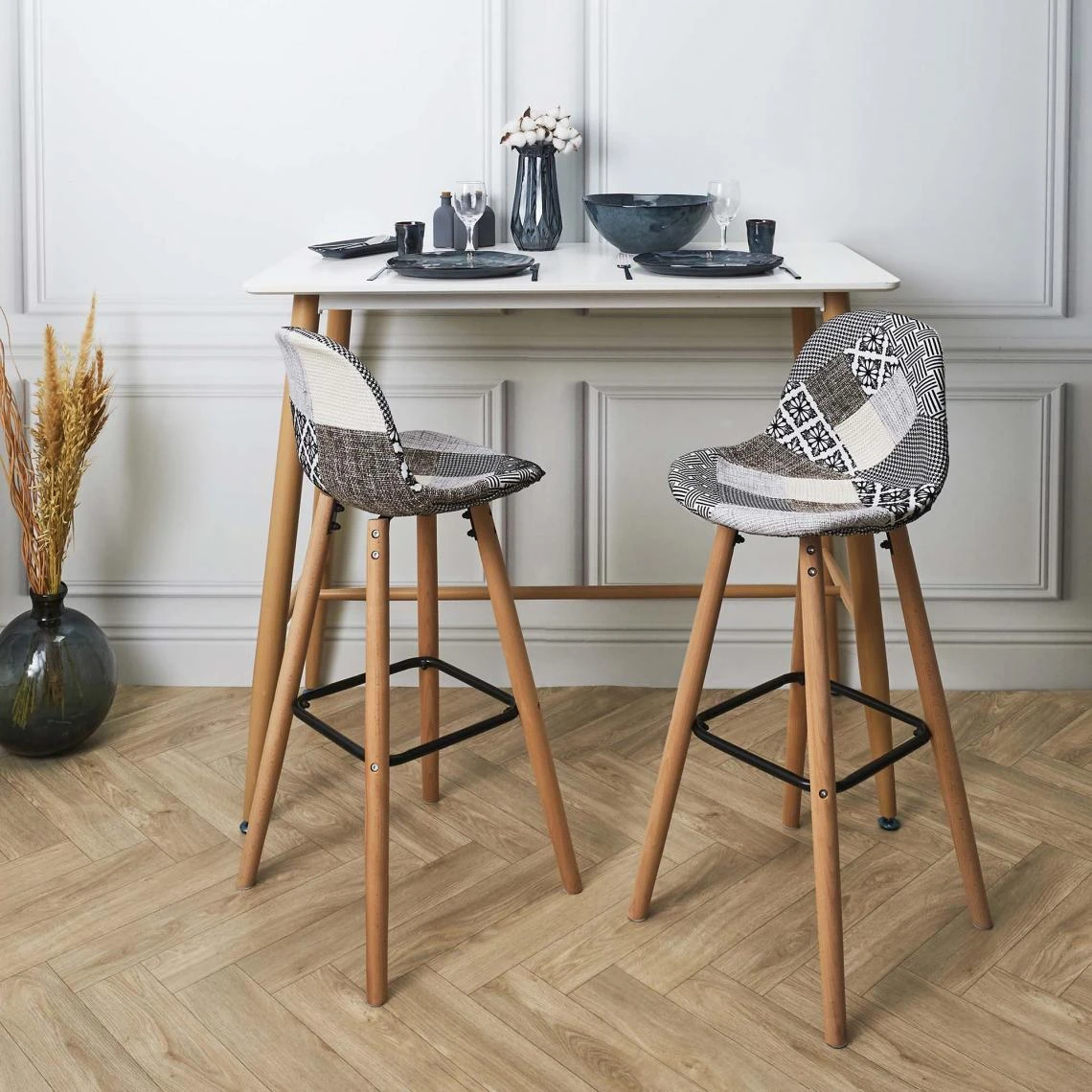 The Home Deco Factory Tabouret De Bar Scandinave Patchwork Gris. 2 The Home Deco Factory Tabouret De Bar Scandinave Patchwork Gris. – Image 2