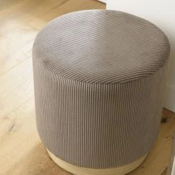 MACABANE Tabouret Rond 40x40cm Velours Cotelé Marron Base En Bois 11 MACABANE Tabouret Rond 40x40cm Velours Cotelé Marron Base En Bois -Magasin Joss & Main tabouret rond 40x40cm velours cotele marron base en bois 3358788 6189310 10 1140x1140
